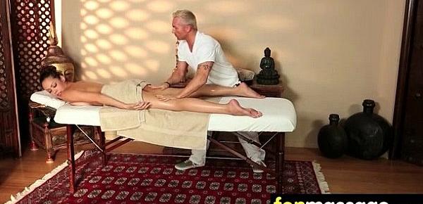  Sexy Masseuse Helps with Happy Ending 12